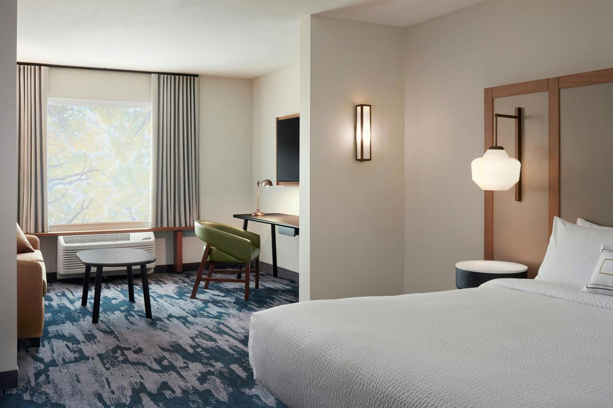 Fairfield By Marriott Inn & Suites Бекли Экстерьер фото